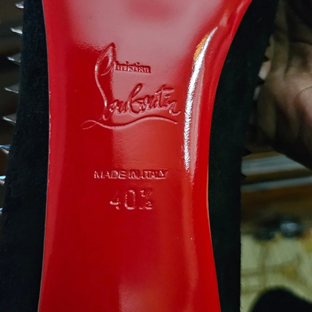 Christian Louboutin Anjalina 85 Veau Velours Studded  Black Textured Heels - Picture 5 of 6